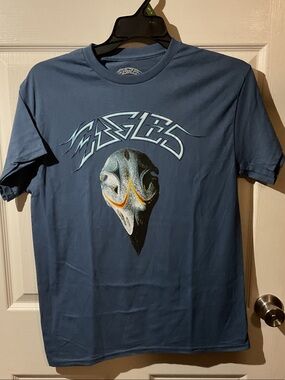 Eagles Blue Graphic Short Sleeve Band Tee with Bird Skull Design